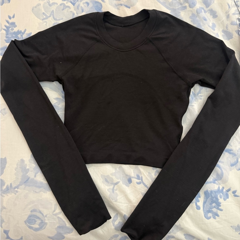 Lululemon swiftly tech